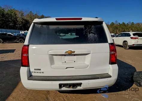 2015 Chevrolet Tahoe C1500 Lt z USA, uszkodzony, nr VIN 1GNSCBKC3FR159772